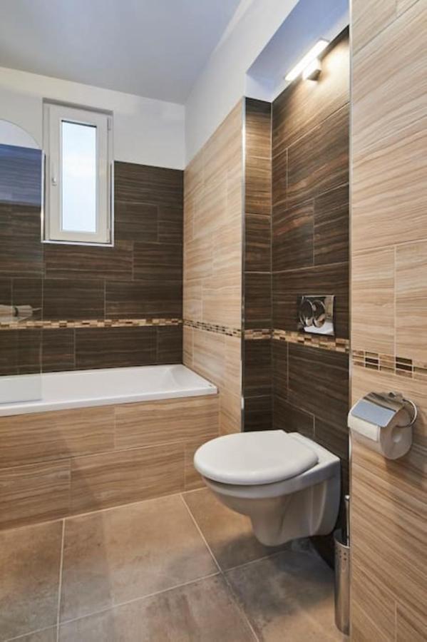 ORANGEHOMES Fantastic 3 bedrooms apartment Dohány street Budapeste Exterior foto